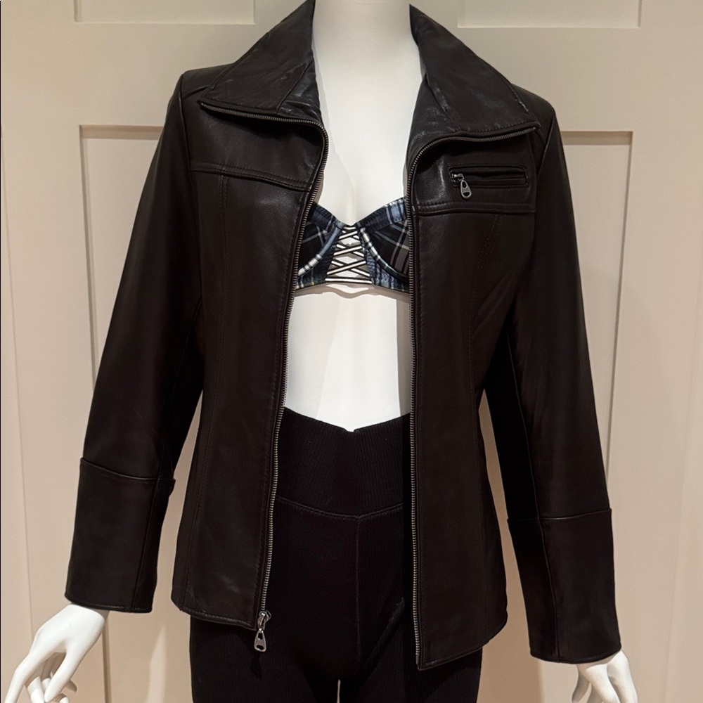 ANDREW MARC NEW YORK BLACK LAMB LEATHER JACKET SIZE M - Picture 2 of 14